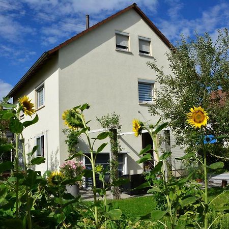 Ferienwohnung - Damisa House Metzingen  Bagian luar foto