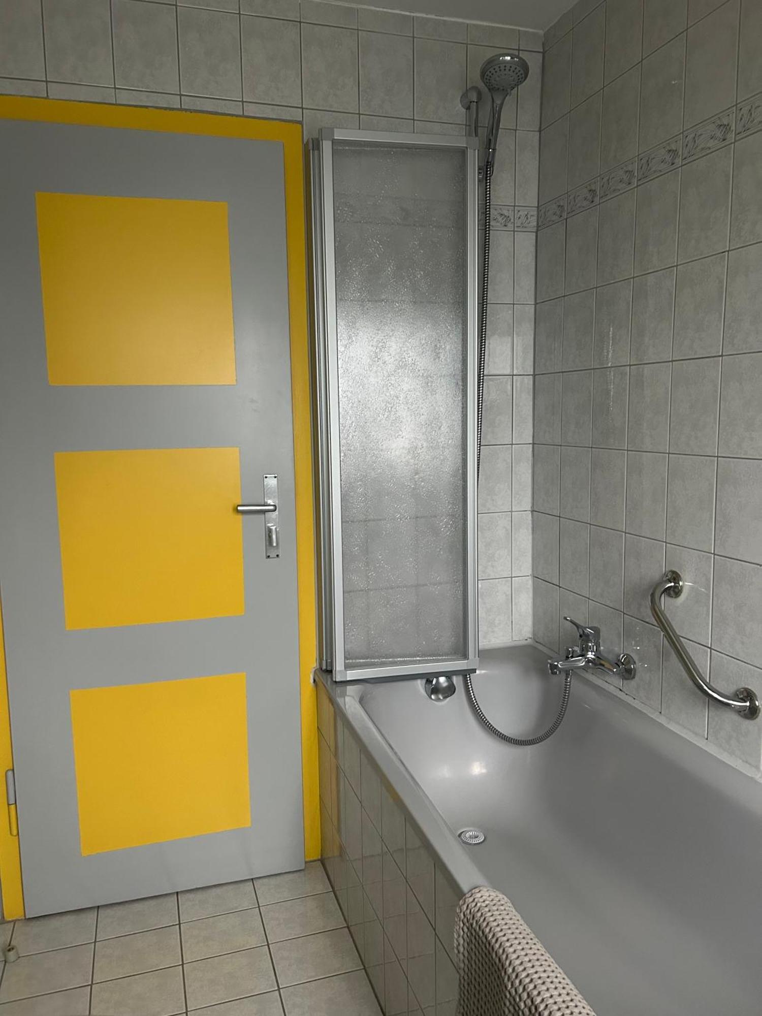 Ferienwohnung - Damisa House Metzingen  Bagian luar foto